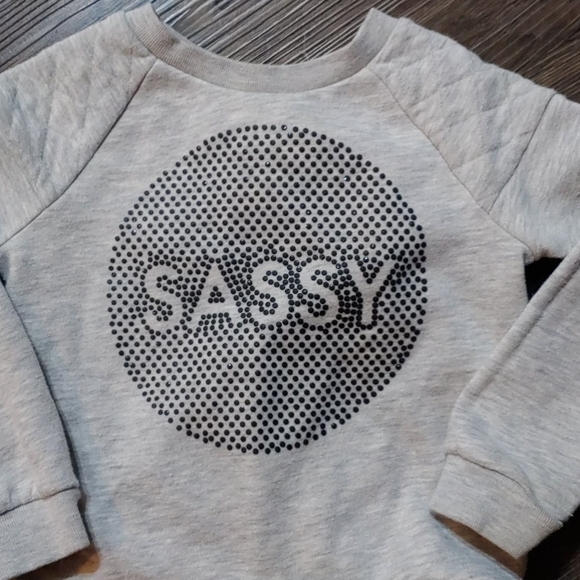 Outfit - Picture 2 of 3